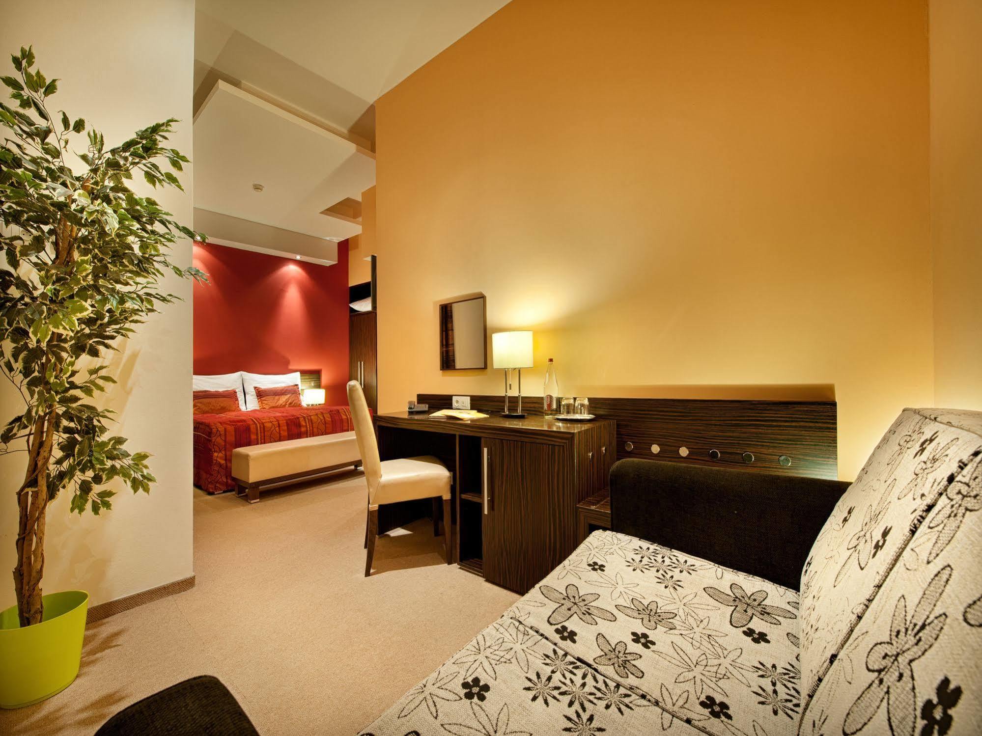 The Manes Boutique Hotel Πράγα Εξωτερικό φωτογραφία